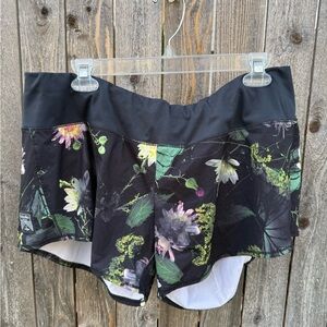 Oiselle Black Floral Women's Athletic Shorts